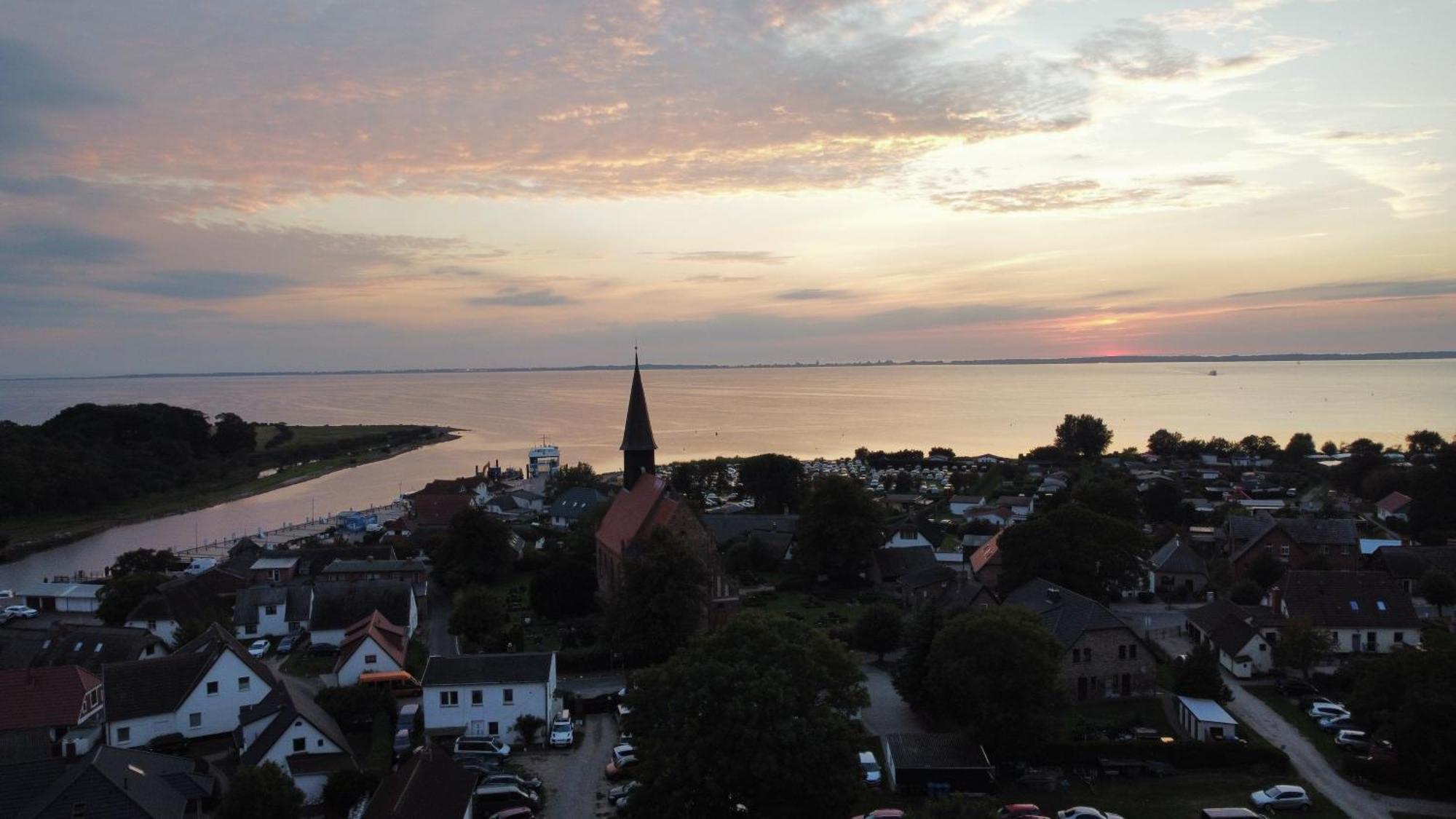 Reetferienhaus - Schaprode Hafen Eksteriør bilde